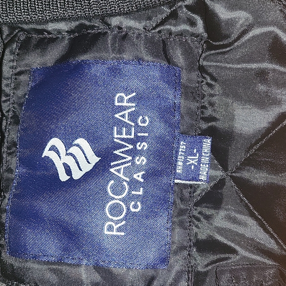 XL Rocawear Bomber - Picture 3 of 7